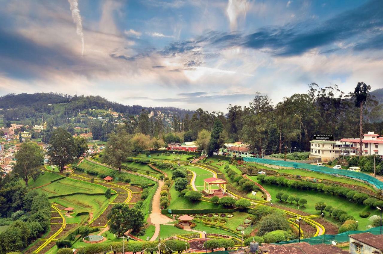 Al Woodlands Residency Hotel Ooty Exterior photo